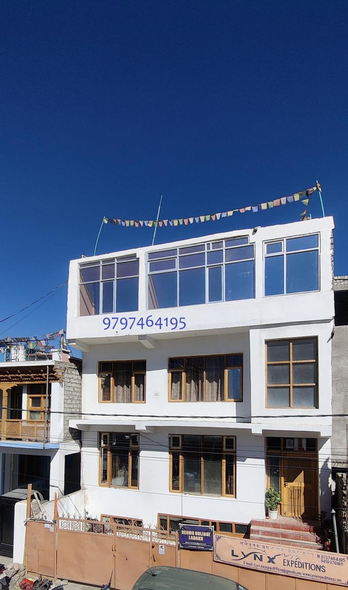 Apartamento Lynx Near Leh Airport Exterior foto